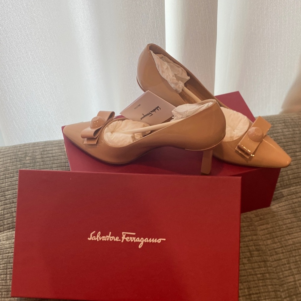 Salvatore Ferragamo Nude Heels